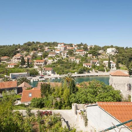 Apartments Gorana Splitska Exterior photo